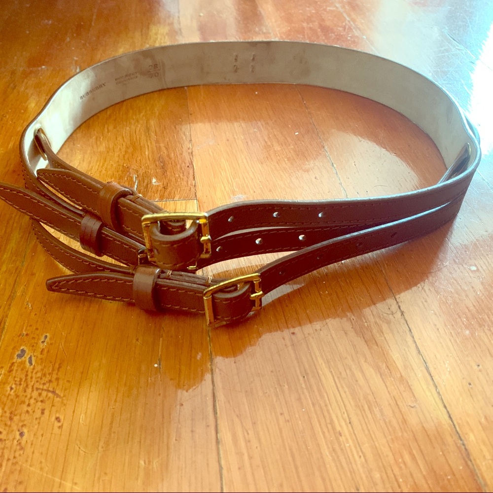 Burberry brown leather belt